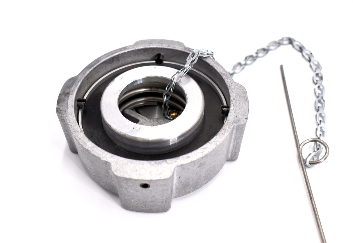 MVP 1/4 Turn Style Aluminum Fuel Cap for Freightliner Repl 03-37017-000 / Gas Cap